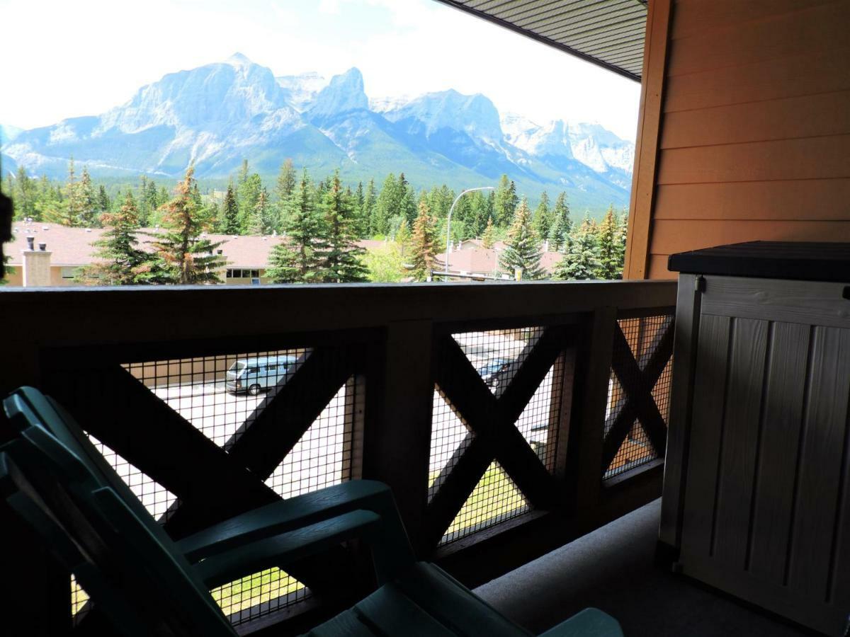 Fenwick Vacation Rental Open Hot Tub Glorious Mountain 2 Bedroom Canmore Dış mekan fotoğraf