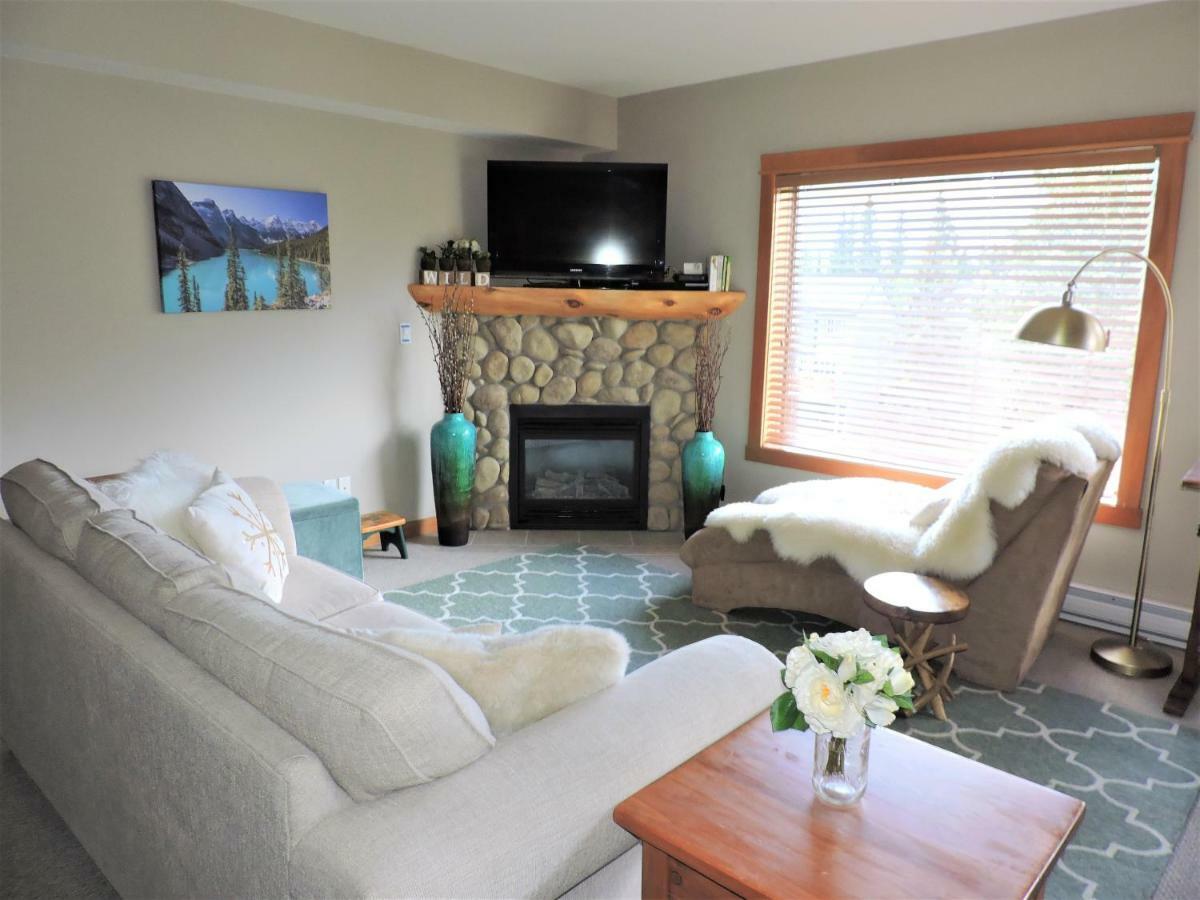 Fenwick Vacation Rental Open Hot Tub Glorious Mountain 2 Bedroom Canmore Dış mekan fotoğraf